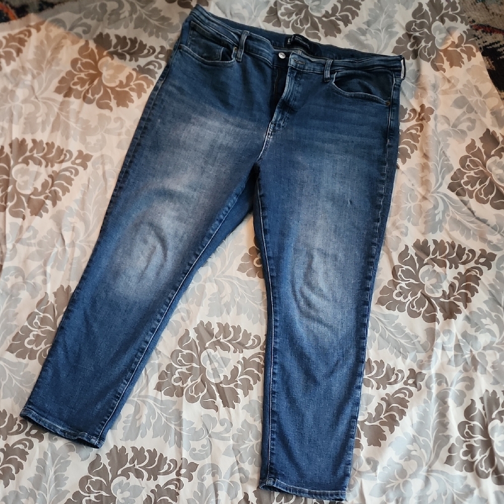 GAP Women's Straight Leg Jeans